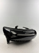 Laden Sie das Bild in den Galerie-Viewer, Frontscheinwerfer Dacia Duster 260107725R LED Rechts Scheinwerfer Headlight SCH3439719175zk