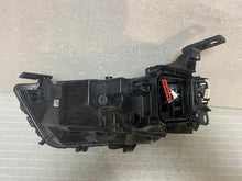 Laden Sie das Bild in den Galerie-Viewer, Frontscheinwerfer Opel Astra L 9851881180 662588537 Full LED Rechts Headlight SCH2767503647bi