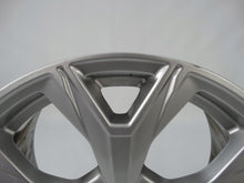 Load image into Gallery viewer, 1x Alufelge 17 Zoll 7.0&quot; 5x100 43ET Glanz Silber 82A601025S Audi A1 Rim Wheel