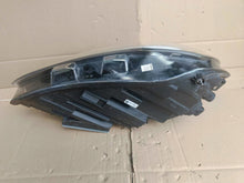Laden Sie das Bild in den Galerie-Viewer, Frontscheinwerfer Ford Focus JX7B-13E015-CE Full LED Links Headlight SCH6928164418gr