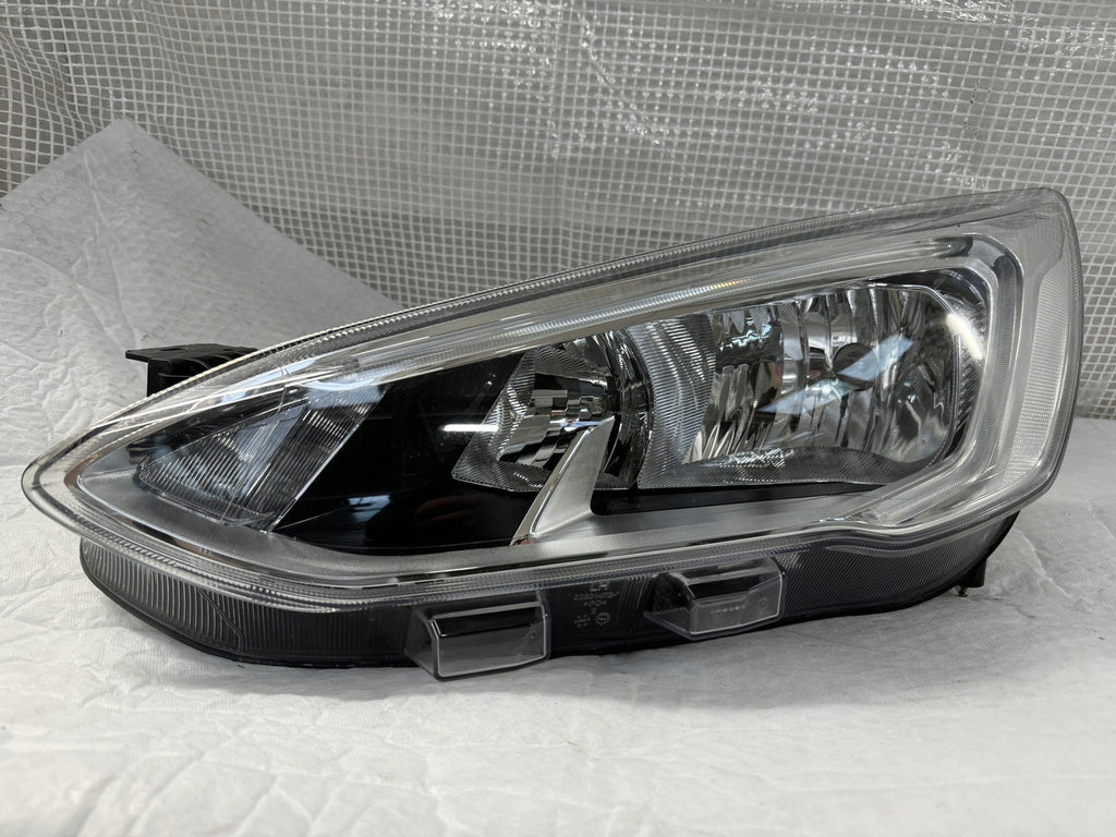 Frontscheinwerfer Ford Focus JX7B-13W030-AE Ein Stück (Rechts oder Links) SCH3693599438pe