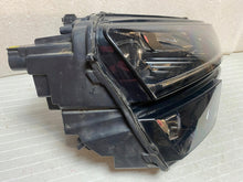 Laden Sie das Bild in den Galerie-Viewer, Frontscheinwerfer Skoda Karoq 57B941016D Full LED Rechts Scheinwerfer Headlight SCH8172791264bl