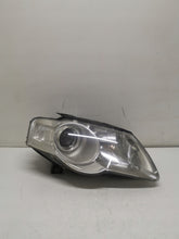 Load image into Gallery viewer, Frontscheinwerfer VW Passat 3C0941006J Rechts Scheinwerfer Headlight