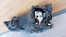 Laden Sie das Bild in den Galerie-Viewer, Frontscheinwerfer Audi A1 8X0941006 Xenon Rechts Scheinwerfer Headlight SCH7601849744ag