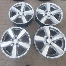 4x Alufelge 18 Zoll 8.0