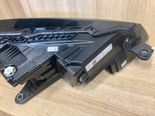 Laden Sie das Bild in den Galerie-Viewer, Frontscheinwerfer Skoda Superb III 3V1941015C Links Scheinwerfer Headlight