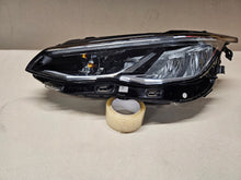 Laden Sie das Bild in den Galerie-Viewer, Frontscheinwerfer VW Golf VIII I 5H1941005C Links Scheinwerfer Headlight SCH3641003126qq
