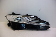 Load image into Gallery viewer, Frontscheinwerfer Toyota Camry 8114533E12 Rechts Scheinwerfer Headlight SCH2144358179vh