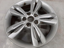 Laden Sie das Bild in den Galerie-Viewer, 1x Alufelge 17 Zoll 6.5" 5x114.3 48ET Glanz Silber 52910-2S200 Hyundai Ix35 FEL4526388433yx