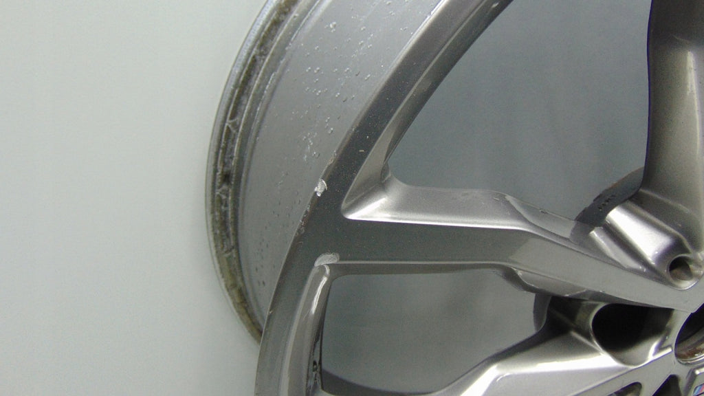 1x Alufelge 18 Zoll 6.5" 5x112 41ET Glanz Grau 6877550 BMW F39 X1 F48 Rim Wheel FEL5299232837pz