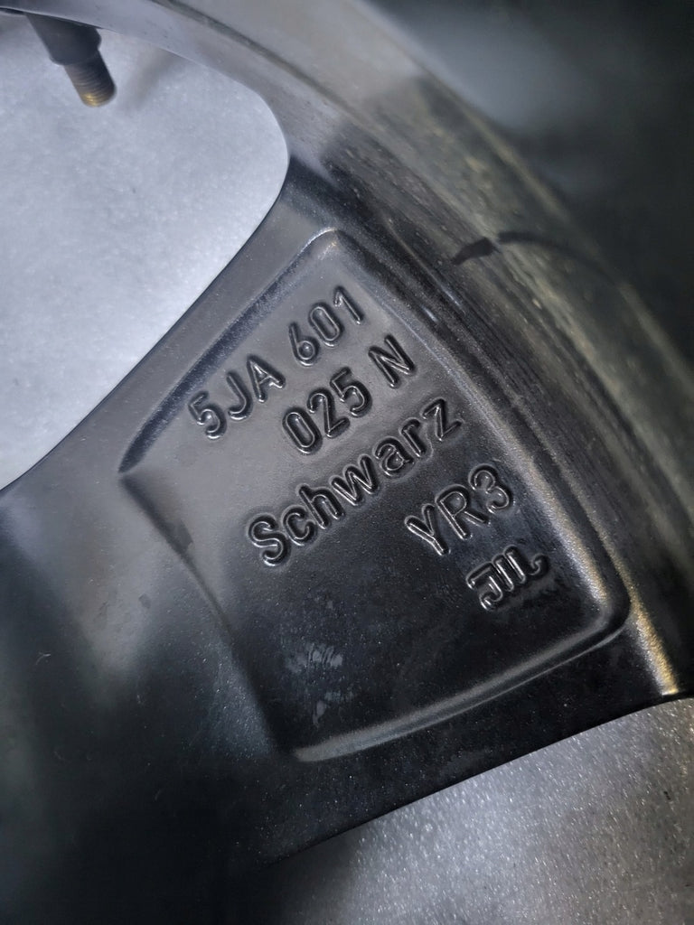 1x Alufelge 15 Zoll 6.0" 5x100 38ET 5JA601025N Skoda Octavia I Rim Wheel