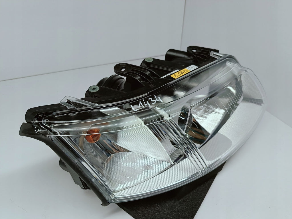 Frontscheinwerfer Saab 9-3 93 1LL008380-44 155818-00 Xenon Rechts oder Links