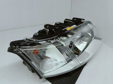 Laden Sie das Bild in den Galerie-Viewer, Frontscheinwerfer Saab 9-3 93 1LL008380-44 155818-00 Xenon Rechts oder Links