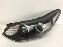 Load image into Gallery viewer, Frontscheinwerfer Kia Sportage IV 92102-F1110 92101-F1110 Xenon Ein Satz SCH9560126789nr