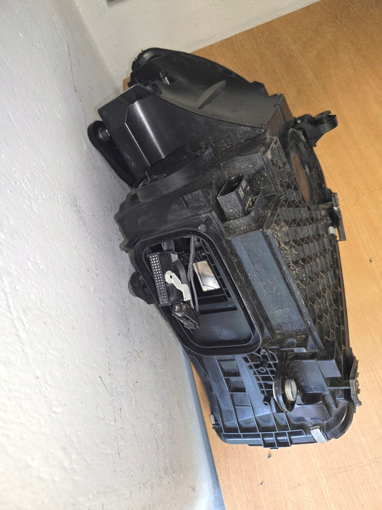 Frontscheinwerfer Mercedes-Benz W206 A2069060803 LED Rechts Headlight SCH6447605112vp