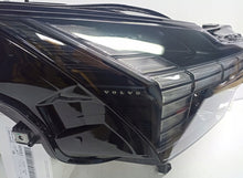 Load image into Gallery viewer, Frontscheinwerfer Volvo 80000628 Rechts Scheinwerfer Headlight SCH7206499621hk