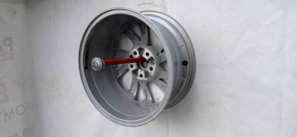 1x Alufelge 16 Zoll 7.0" 5x105 41ET Glanz Silber 39078765 Opel Astra K Rim Wheel FEL9947565621of