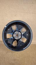 Load image into Gallery viewer, 1x Alufelge 17 Zoll 6.5" 5x114.3 50ET 403000531R Dacia Duster Rim Wheel FEL5354802708vu