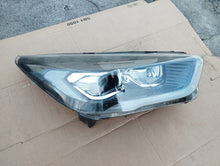 Laden Sie das Bild in den Galerie-Viewer, Frontscheinwerfer Ford Kuga GV41-13D154EH Xenon Rechts Scheinwerfer Headlight SCH5821883742se