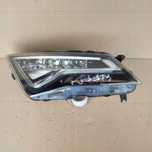 Laden Sie das Bild in den Galerie-Viewer, Frontscheinwerfer Seat Ateca 576941008D LED Rechts Scheinwerfer Headlight