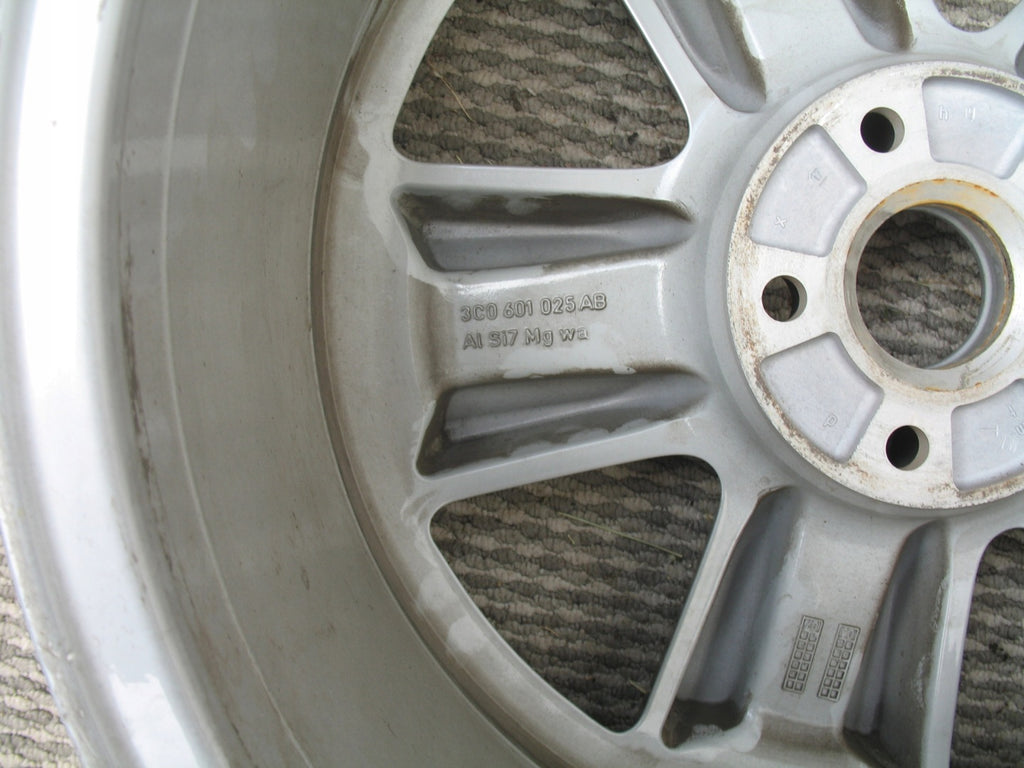 1x Alufelge 18 Zoll 8.0" 5x112 44ET Glanz Silber 3C0601025AP VW Passat Rim Wheel FEL1131778182ll