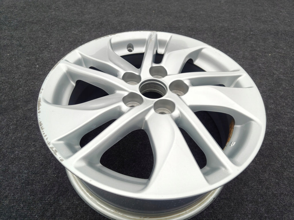 1x Alufelge 15 Zoll 6.0" 5x100 45ET Glanz Silber 42611-K0030 Toyota Yaris FEL1925716518zd