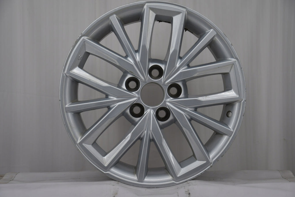 1x Alufelge 17 Zoll 7.5" 5x114.3 40ET Glanz Silber PW457-02003 Toyota Rim Wheel