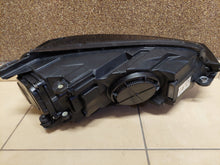 Laden Sie das Bild in den Galerie-Viewer, Frontscheinwerfer VW Golf 5G1941034 90044681 5G1941033 Xenon Ein Satz Headlight SCH8977038337nn