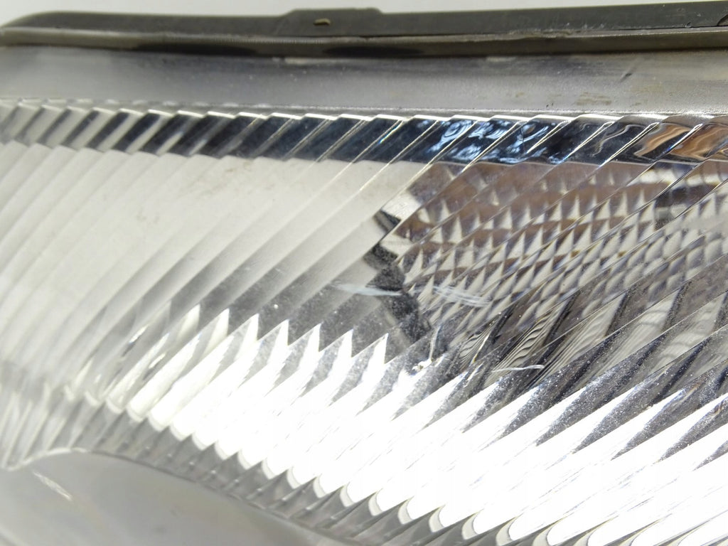 Frontscheinwerfer Mercedes-Benz Sprinter 906 9068202361 Links Headlight SCH1557121347ki