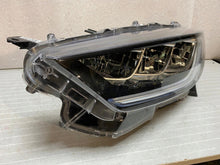 Laden Sie das Bild in den Galerie-Viewer, Frontscheinwerfer Toyota 4 Yaris EUK0-8 Full LED Links Scheinwerfer Headlight SCH1711213764of