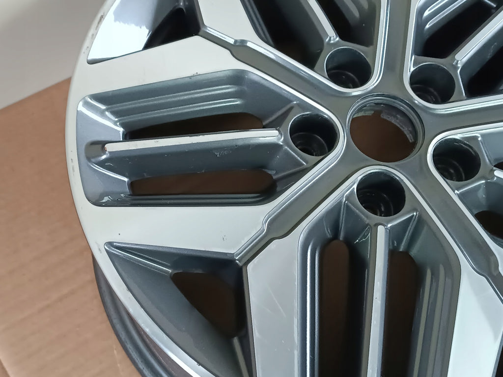 1x Alufelge 17 Zoll 7.0" 5x114.3 50ET 52910-A8610 Kia I Rim Wheel FEL3086927078wv