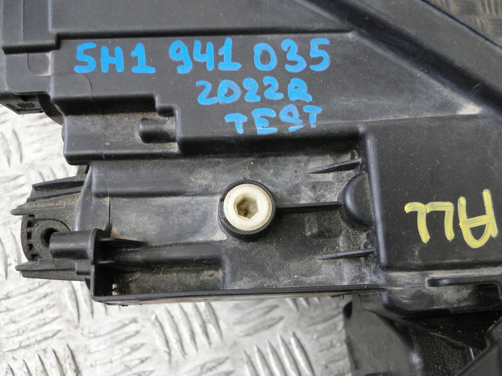 Frontscheinwerfer VW Golf VIII 5H1941035 LED Links Scheinwerfer Headlight SCH8285241452ld