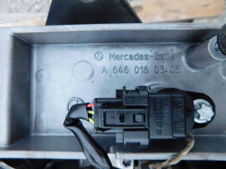 Motor Mercedes-Benz Viano A6470700087 2.2 CDI 234TKm 2003 Diesel Unkomplett MOT9660915204uv