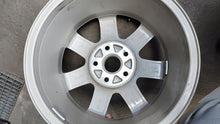 Load image into Gallery viewer, 1x Alufelge 16 Zoll 7.0" 5x112 42ET Glanz Silber 4F0071496666 VW Rim Wheel FEL9840188873ku