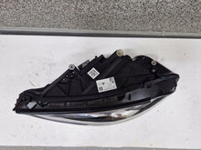 Laden Sie das Bild in den Galerie-Viewer, Frontscheinwerfer Mercedes-Benz W177 A1779065303 Links Scheinwerfer Headlight SCH6060312251zh