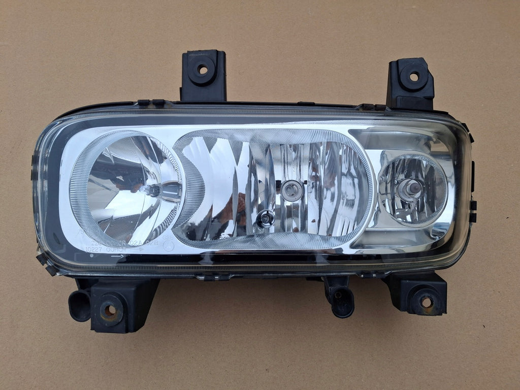 Frontscheinwerfer Mercedes-Benz A9738202661 Links Scheinwerfer Headlight SCH1669721460dr