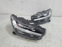 Laden Sie das Bild in den Galerie-Viewer, Frontscheinwerfer Volvo Xc40 32293923 32293922 Full LED Rechts oder Links SCH8733296934zo