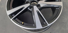 Laden Sie das Bild in den Galerie-Viewer, 1x Alufelge 18 Zoll 8.0" 5x112 46ET Glanz Silber 8Y0601025N Audi A3 Mg Rim Wheel FEL3317956851fi