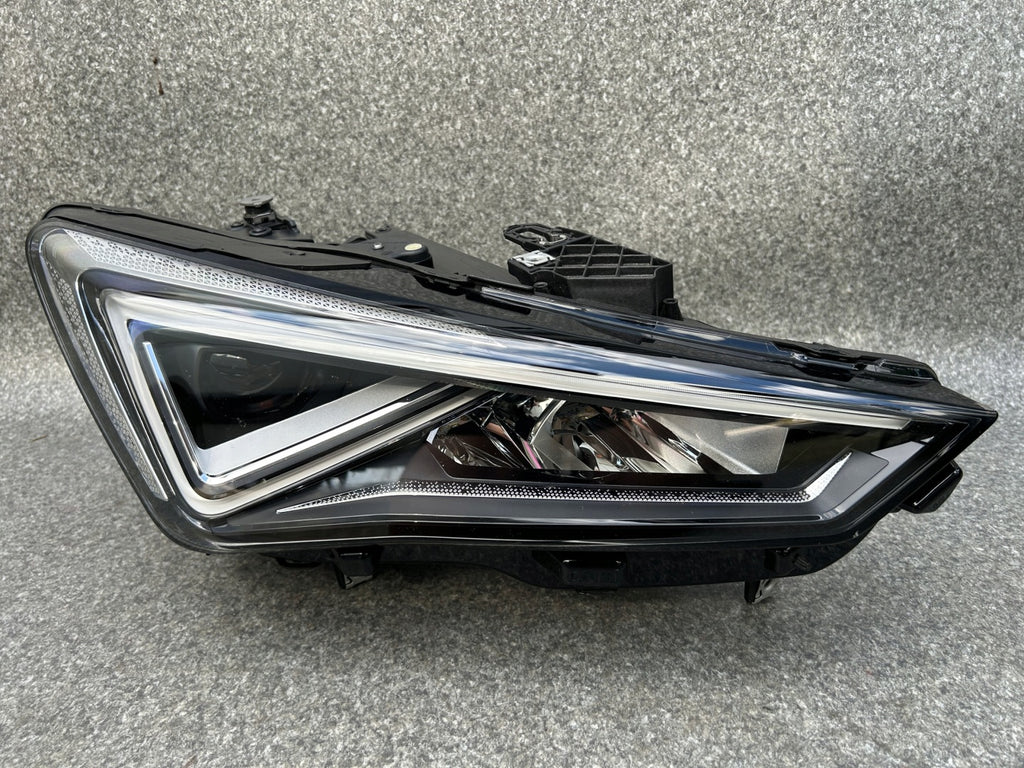 Frontscheinwerfer Cupra Formentor I 5FG941008E Rechts Scheinwerfer Headlight SCH2492488038yx