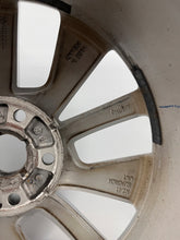 Load image into Gallery viewer, 1x Alufelge 18 Zoll 7.5" 5x112 48ET Glanz Silber 5E3601025K Skoda Octavia FEL6542610118sp