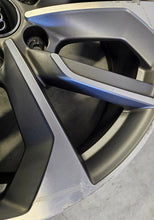 Laden Sie das Bild in den Galerie-Viewer, 1x Alufelge 19 Zoll 8.0&quot; 5x112 45ET 81A601025AC Audi Q2 Rim Wheel