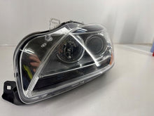 Laden Sie das Bild in den Galerie-Viewer, Frontscheinwerfer Mercedes-Benz W166 A1668205259 Links Scheinwerfer Headlight SCH7455342857gn