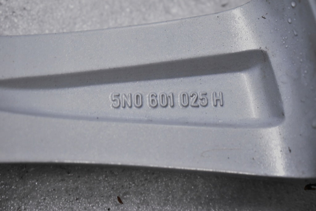 1x Alufelge 18 Zoll 7.0" 5x112 43ET Glanz Silber 5N0601025H, 5N0071498 VW Tiguan FEL9040632523ph