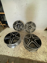 Laden Sie das Bild in den Galerie-Viewer, 4x Alufelge 18 Zoll 8.5" 5x112 49ET A2054019600 Mercedes-Benz W205 Rim Wheel FEL1468563348sc