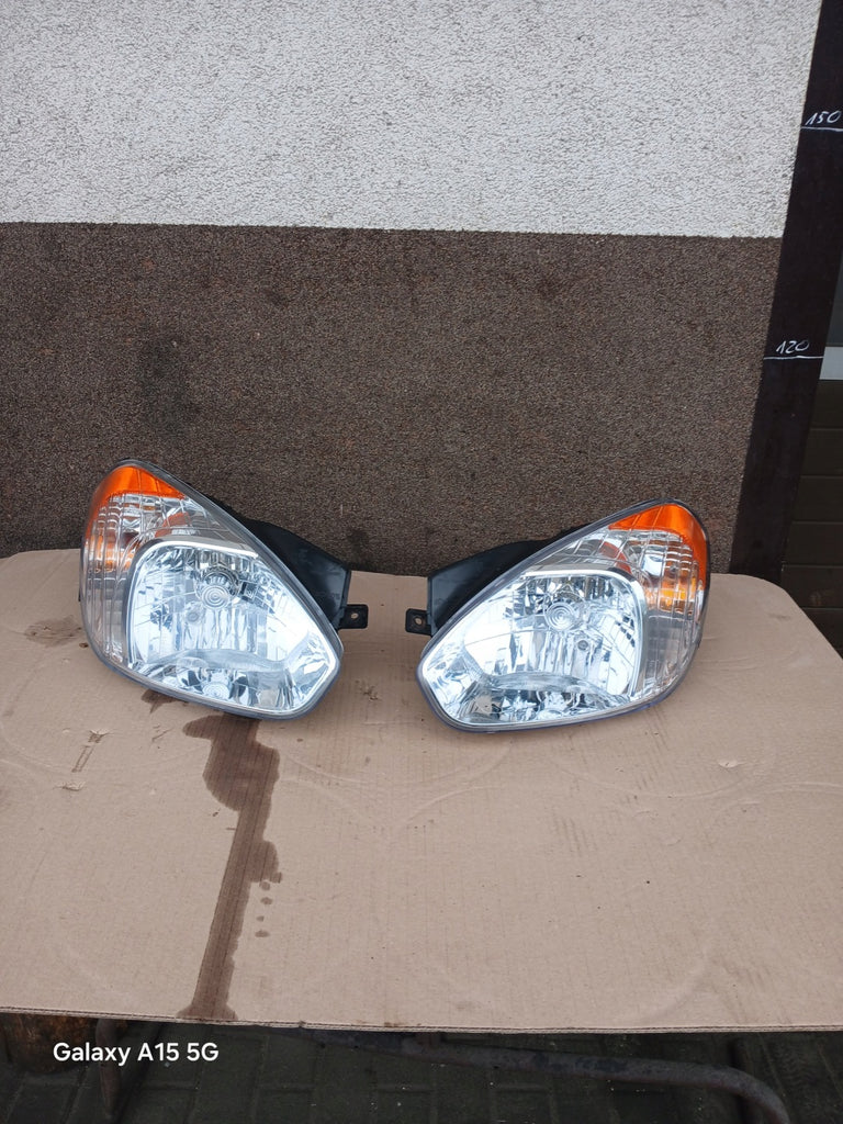Frontscheinwerfer Hyundai Accent III Mc 05-10KOD 85122000 Ein Satz Headlight SCH8065243683mw