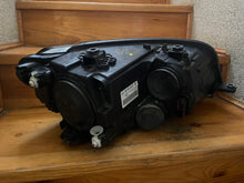 Load image into Gallery viewer, Frontscheinwerfer VW Caddy Links Scheinwerfer Headlight SCH8940788244zb