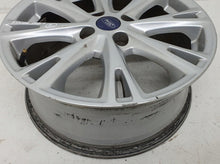 Laden Sie das Bild in den Galerie-Viewer, 1x Alufelge 17 Zoll 7.0" 4x108 47 5ET Glanz Silber Ford Fiesta I Rim Wheel FEL1469611987zj