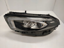 Laden Sie das Bild in den Galerie-Viewer, Frontscheinwerfer Mercedes-Benz W177 A1779064703 Full LED Rechts oder Links SCH7780225519wn