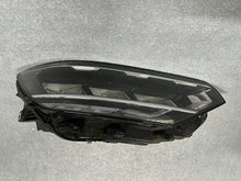 Laden Sie das Bild in den Galerie-Viewer, Frontscheinwerfer VW Passat B8 3G1941036P- LED Rechts Scheinwerfer Headlight