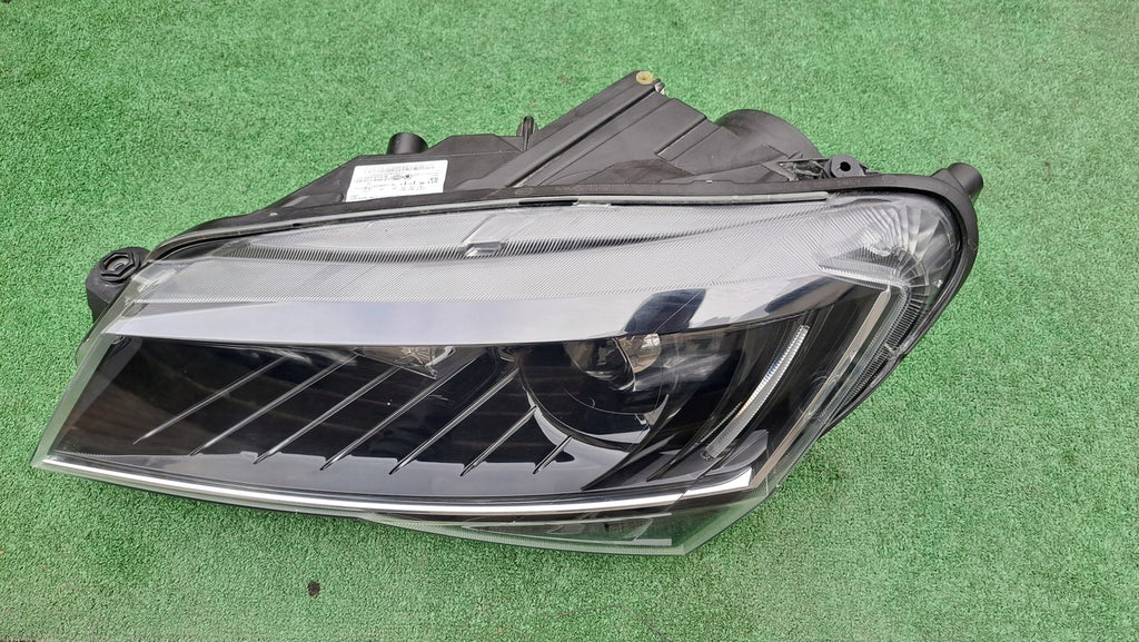 Frontscheinwerfer Skoda Superb III 3V1941015A Xenon Links Scheinwerfer Headlight